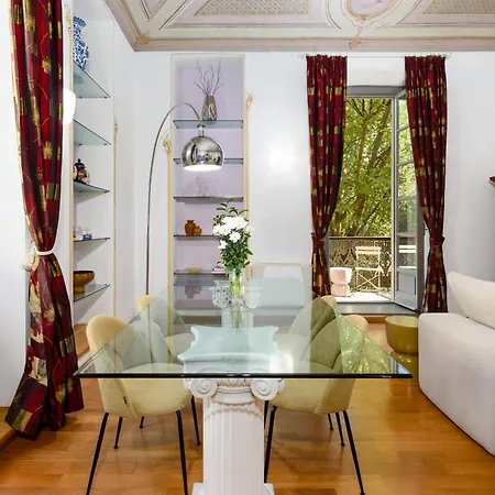 Nobile Residenza Con Affreschi A Porta Nuova 150m Τορίνο