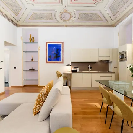 Nobile Residenza Con Affreschi A Porta Nuova 150m Apartamento Turín