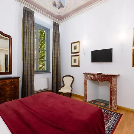 Apartamento Nobile Residenza Con Affreschi A Porta Nuova 150m